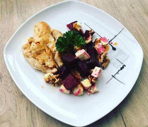 Rote Beete Feta Walnuss Auflauf Hähnchen